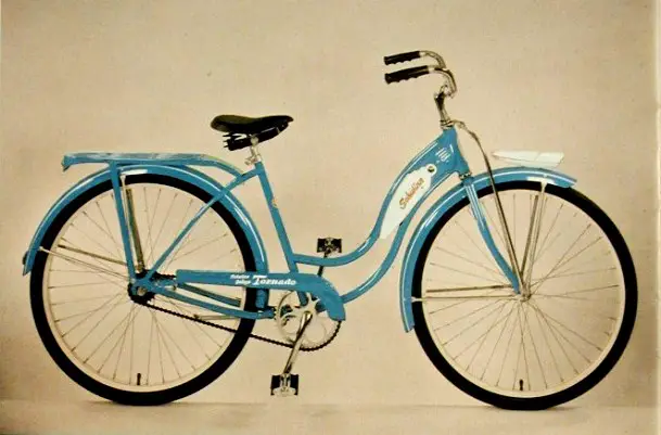 1959-girls-deluxe-tornado-full