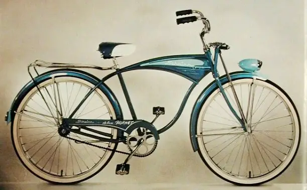 1959_deluxe-hornet